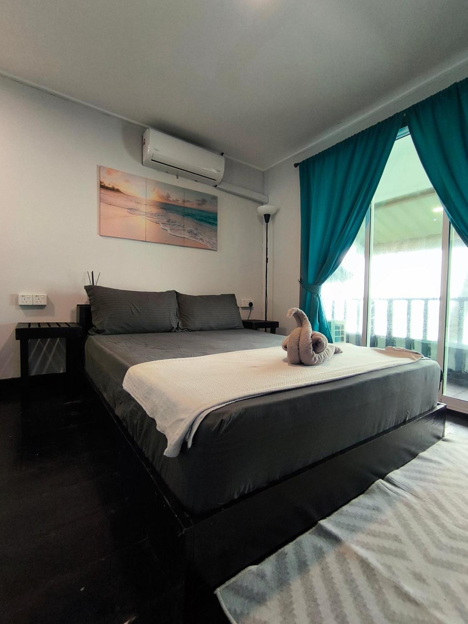 Seahorse Diver Guesthouse Kampong Pasir Panjang  Dış mekan fotoğraf